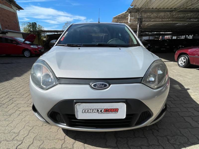 FORD - FIESTA - 2014/2014 - Cinza - R$ 31.900,00