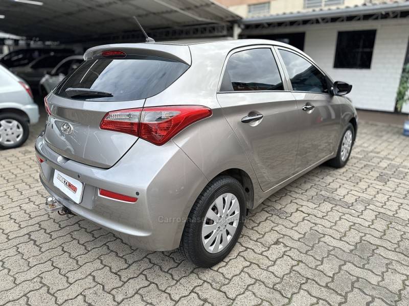 HYUNDAI - HB20 - 2017/2018 - Cinza - R$ 53.900,00