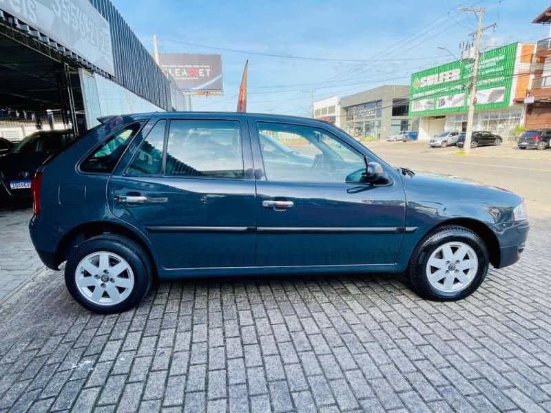 VOLKSWAGEN - GOL - 2009/2009 - Cinza - R$ 24.900,00