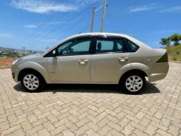 FORD - FIESTA - 2012/2012 - Cinza - R$ 34.900,00