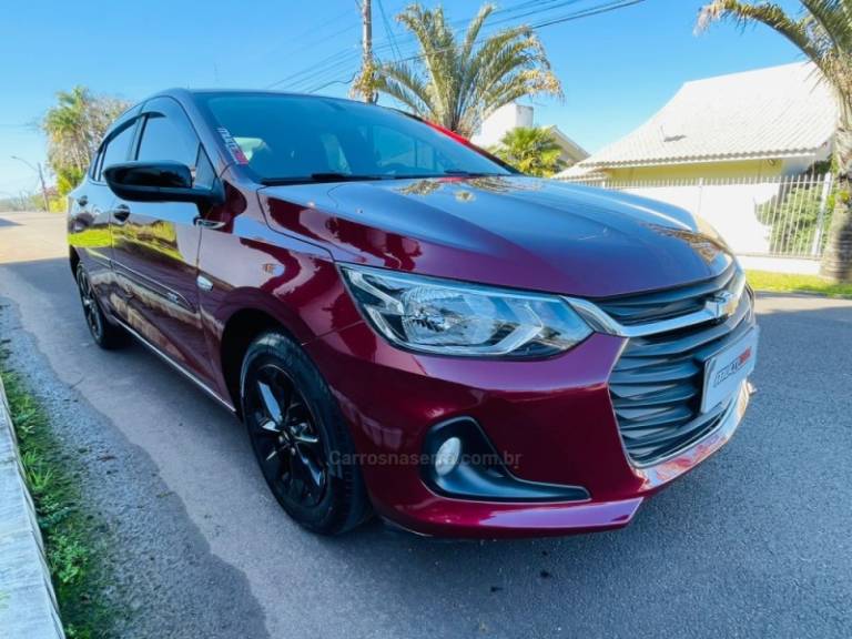 CHEVROLET - ONIX - 2019/2020 - Vermelha - R$ 68.900,00
