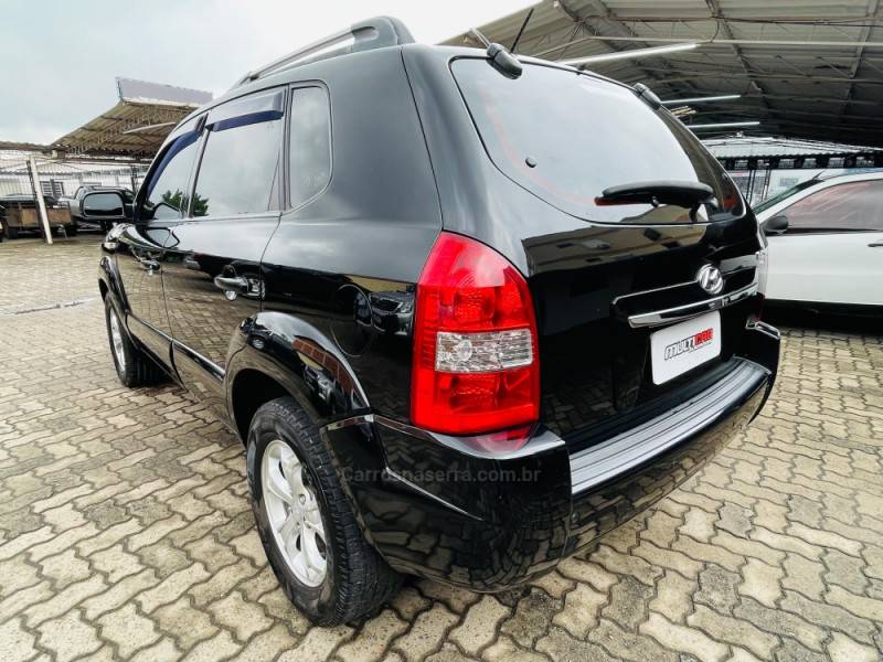 HYUNDAI - TUCSON - 2010/2010 - Preta - R$ 41.900,00