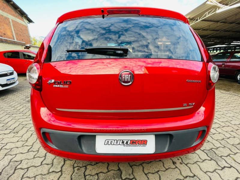 FIAT - PALIO - 2015/2015 - Vermelha - R$ 42.900,00