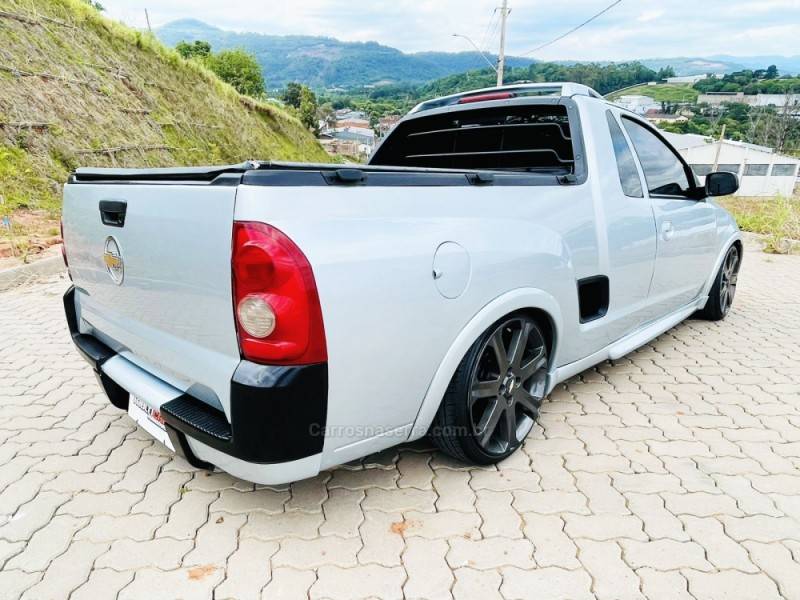 CHEVROLET - MONTANA - 2008/2008 - Cinza - R$ 38.900,00