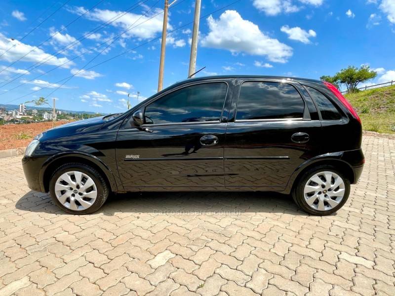CHEVROLET - CORSA - 2006/2006 - Preta - R$ 24.900,00