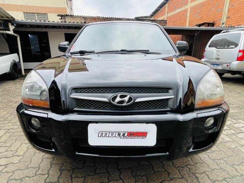 HYUNDAI - TUCSON - 2010/2010 - Preta - R$ 41.900,00