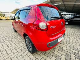 FIAT - PALIO - 2015/2015 - Vermelha - R$ 42.900,00
