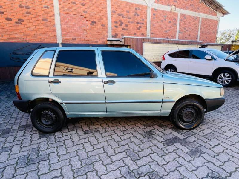 FIAT - UNO - 1994/1994 - Azul - R$ 10.900,00