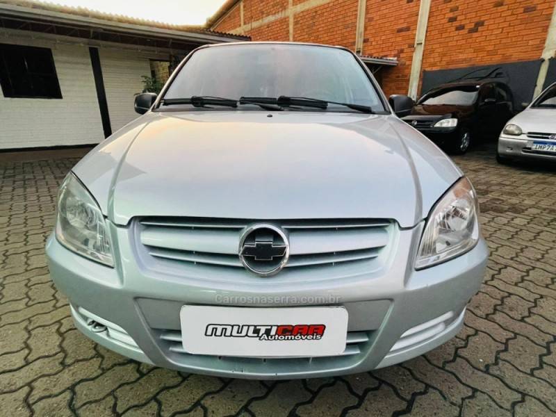 CHEVROLET - CELTA - 2010/2010 - Cinza - R$ 19.900,00