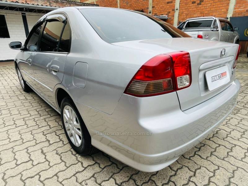 HONDA - CIVIC - 2006/2006 - Prata - R$ 29.900,00
