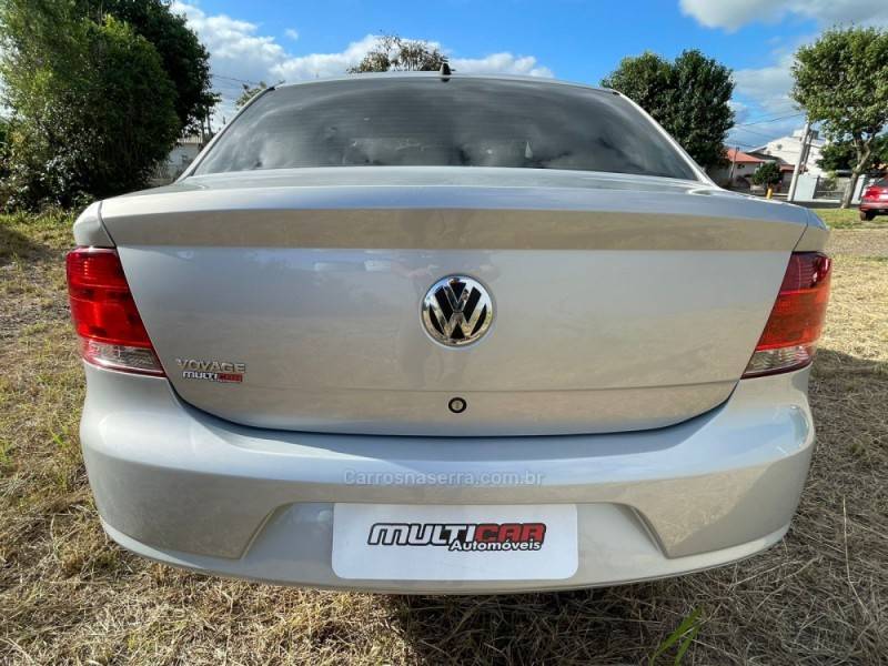 VOLKSWAGEN - VOYAGE - 2009/2009 - Prata - R$ 25.900,00