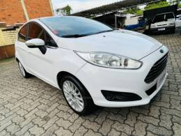 FORD - FIESTA - 2017/2017 - Branca - R$ 57.900,00