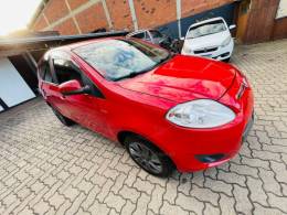 FIAT - PALIO - 2015/2015 - Vermelha - R$ 42.900,00