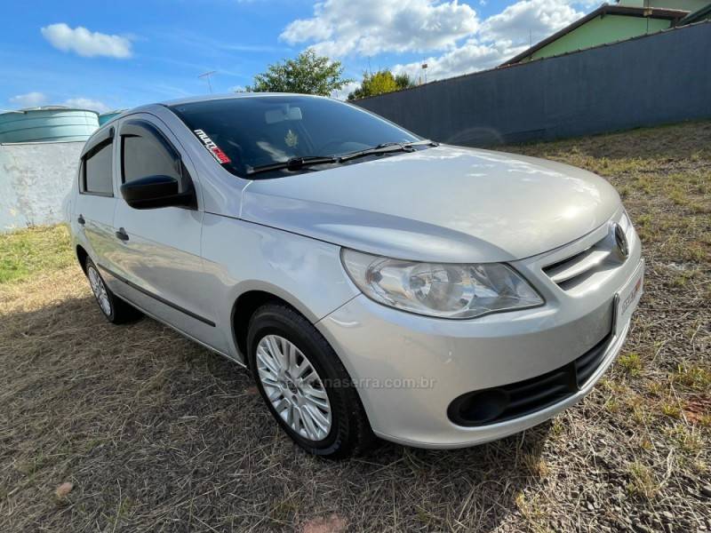 VOLKSWAGEN - VOYAGE - 2009/2009 - Prata - R$ 25.900,00