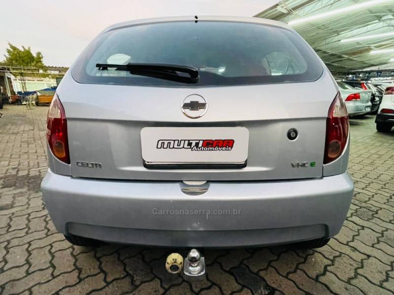 CHEVROLET - CELTA - 2010/2010 - Cinza - R$ 19.900,00