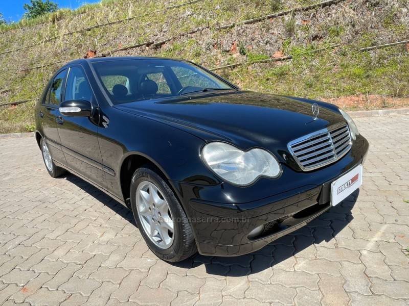 MERCEDES-BENZ - C 180 - 2002/2002 - Preta - R$ 45.900,00