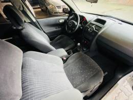RENAULT - MÉGANE - 2012/2012 - Branca - R$ 34.900,00