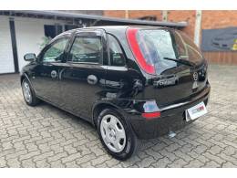 CHEVROLET - CORSA - 2006/2007 - Preta - R$ 21.900,00