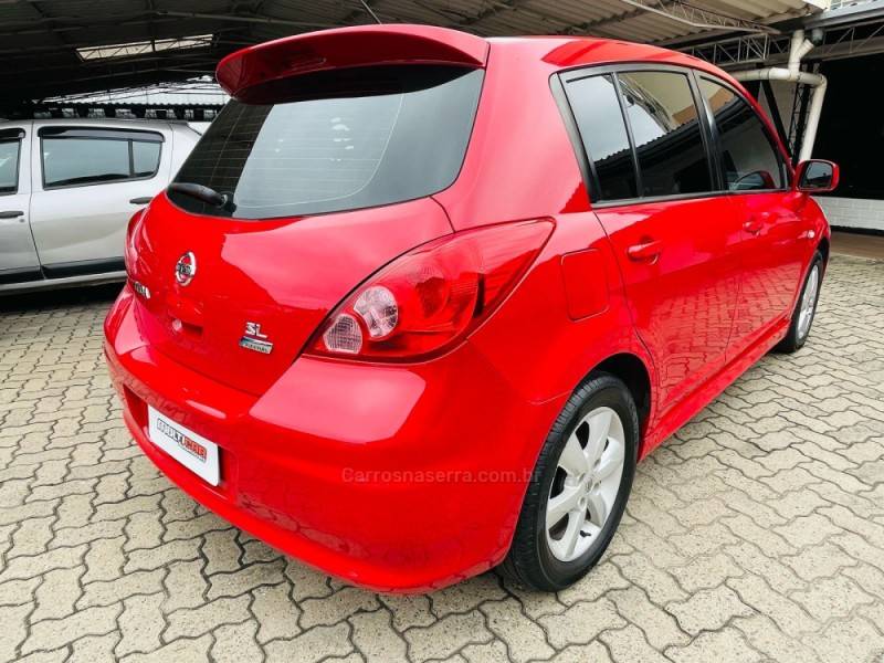 NISSAN - TIIDA - 2012/2012 - Vermelha - R$ 39.900,00