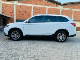 MITSUBISHI - OUTLANDER - 2017/2017 - Branca - R$ 97.900,00