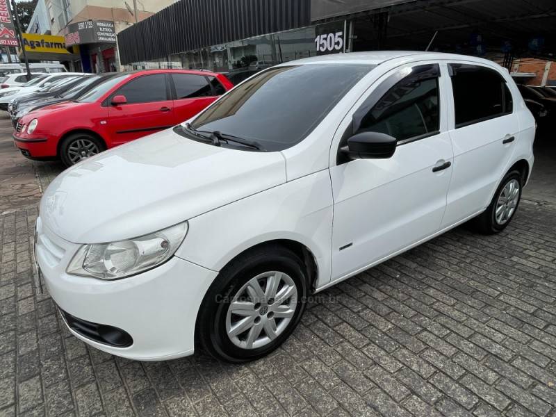 VOLKSWAGEN - GOL - 2010/2010 - Branca - R$ 29.900,00