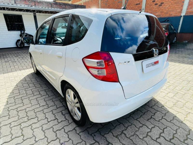 HONDA - FIT - 2012/2012 - Branca - R$ 47.900,00