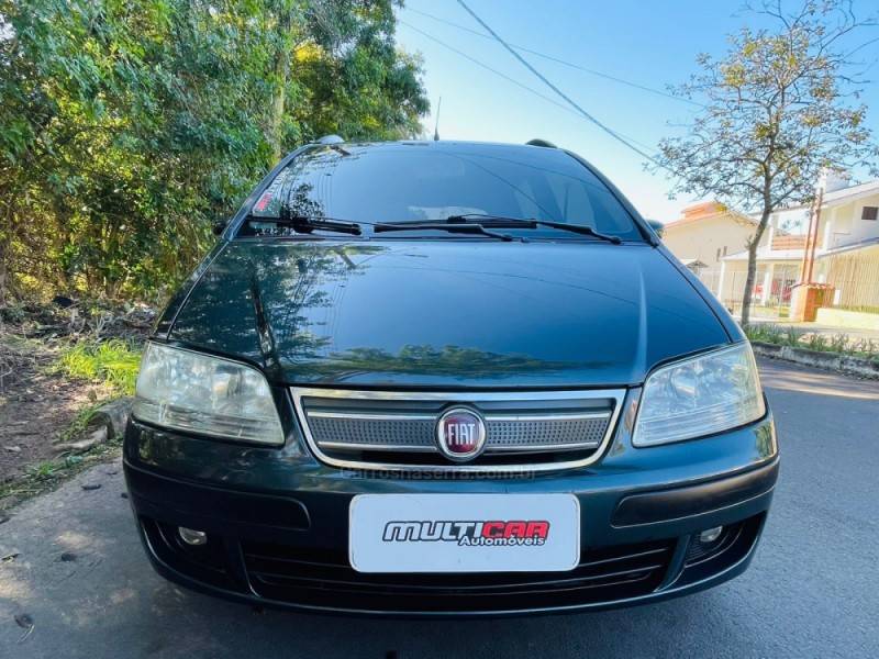 FIAT - IDEA - 2010/2010 - Verde - R$ 31.900,00