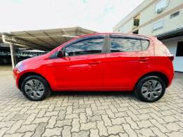FIAT - PALIO - 2015/2015 - Vermelha - R$ 42.900,00