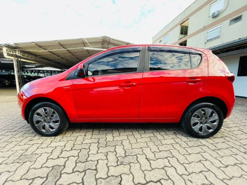 FIAT - PALIO - 2015/2015 - Vermelha - R$ 42.900,00