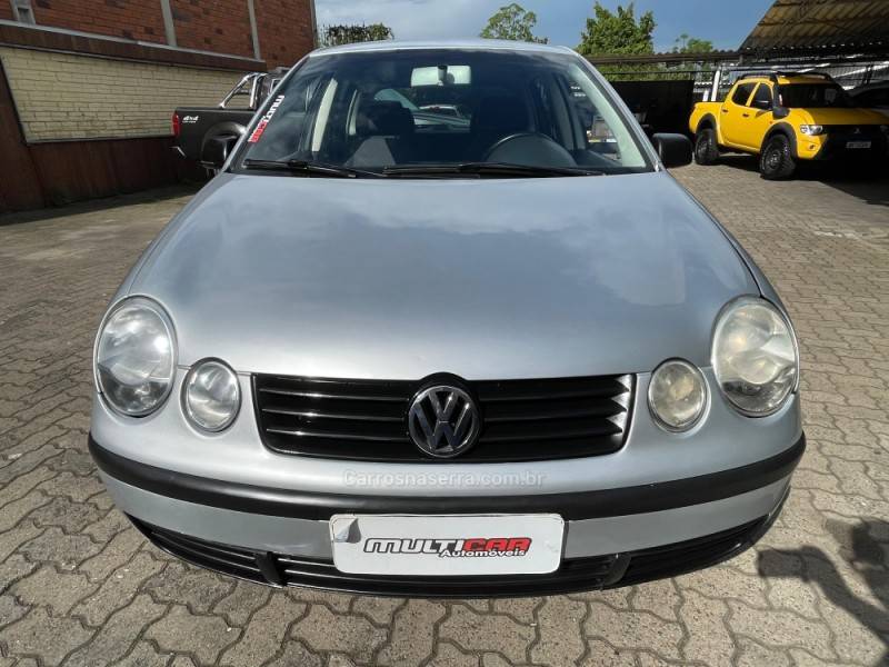 VOLKSWAGEN - POLO - 2003/2003 - Cinza - R$ 22.900,00