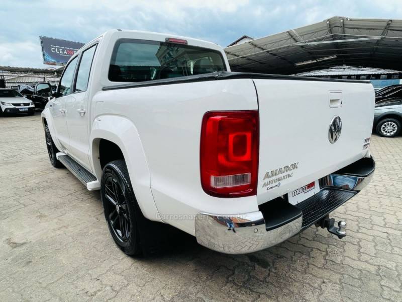 VOLKSWAGEN - AMAROK - 2015/2015 - Branca - R$ 109.900,00