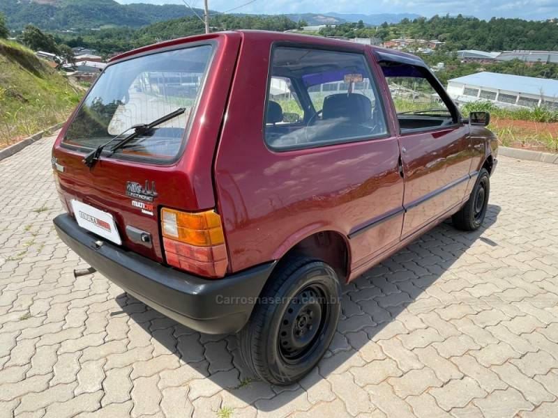 FIAT - UNO - 1994/1994 - Vinho - R$ 10.900,00