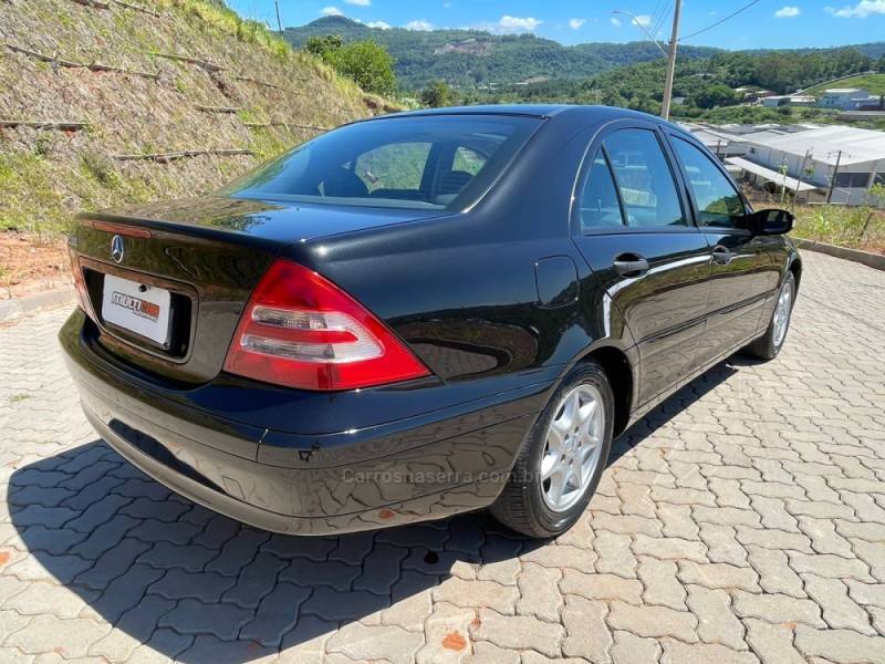 MERCEDES-BENZ - C 180 - 2002/2002 - Preta - R$ 45.900,00