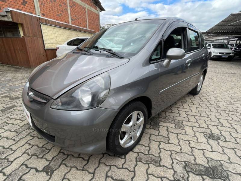 HONDA - FIT - 2007/2007 - Cinza - R$ 34.900,00