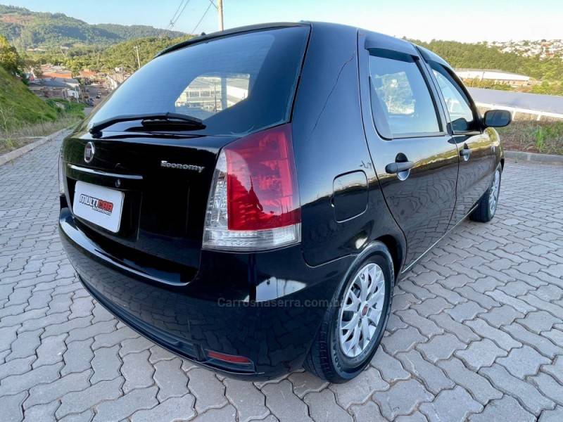 FIAT - PALIO - 2011/2011 - Preta - R$ 28.900,00