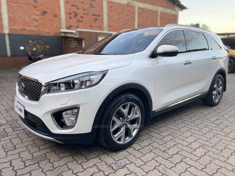 KIA MOTORS - SORENTO - 2018/2018 - Branca - R$ 139.900,00