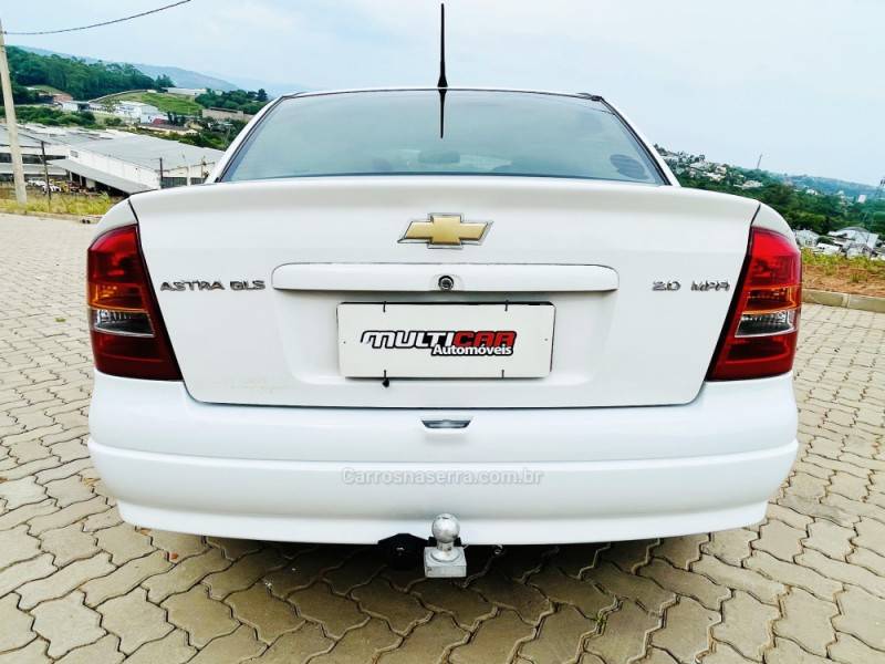 CHEVROLET - ASTRA - 1999/1999 - Branca - R$ 21.900,00