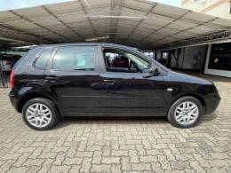 VOLKSWAGEN - POLO - 2006/2006 - Preta - R$ 27.900,00