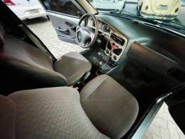 FIAT - PALIO - 2005/2006 - Cinza - R$ 25.900,00