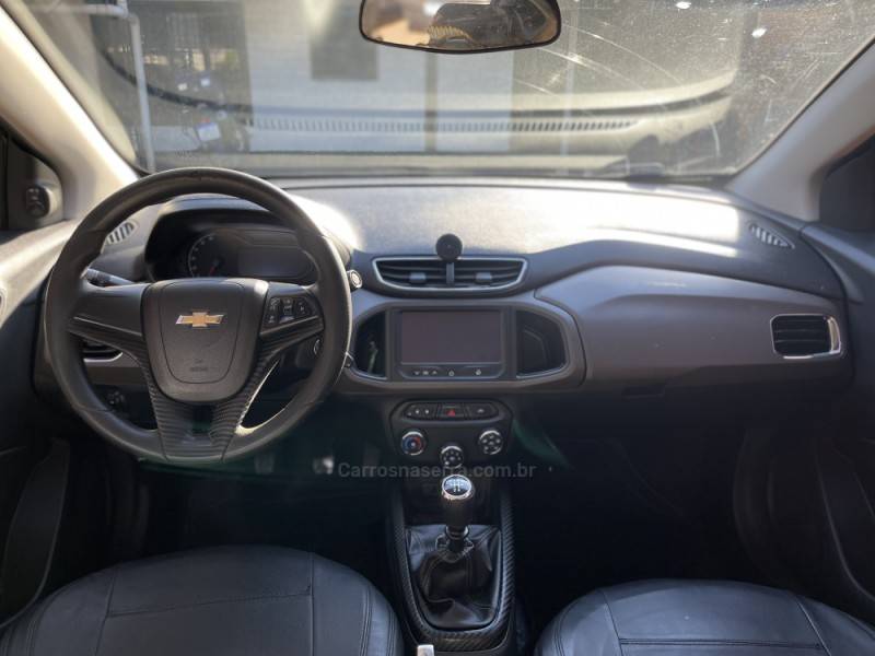 CHEVROLET - PRISMA - 2016/2016 - Preta - R$ 55.900,00